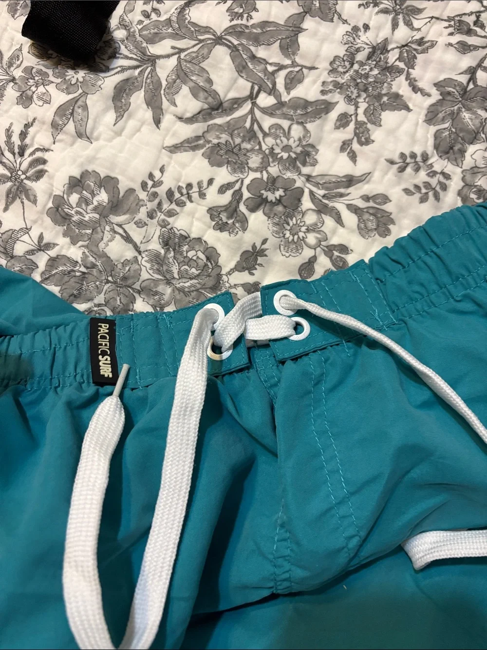 Pacific Surf Teal Men's Cargo Swimtrunks with Drawstring Waist